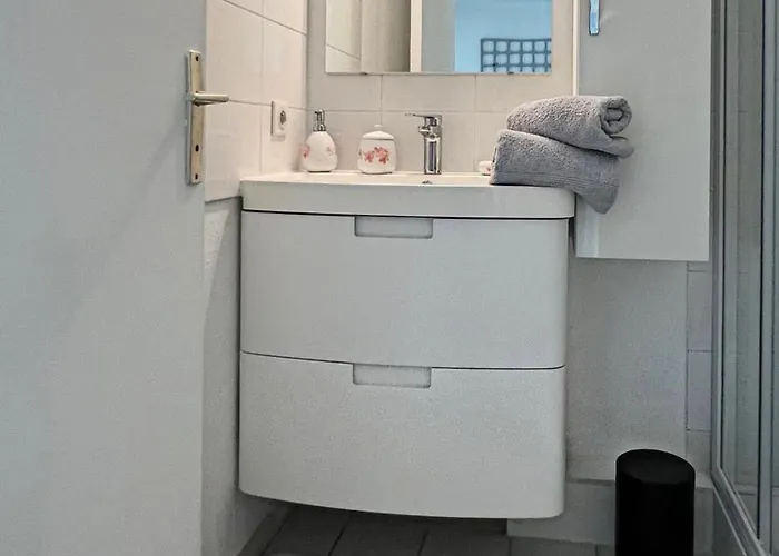 Riviera Apartment